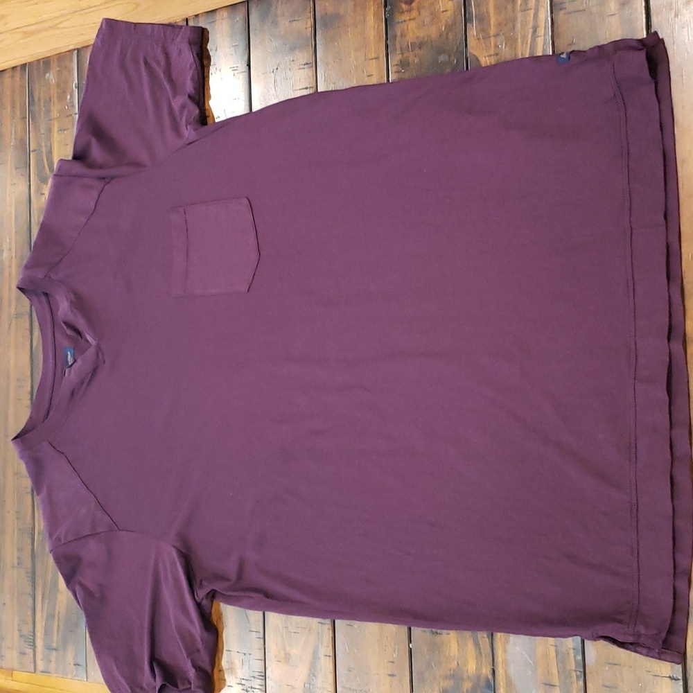 Good man victory v notch tee
